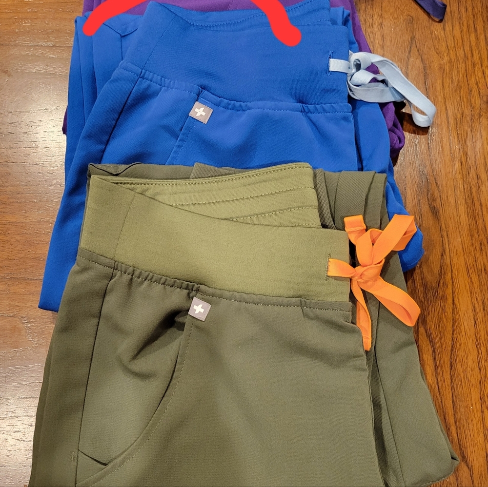 Figs Scrub Pants 2 pair